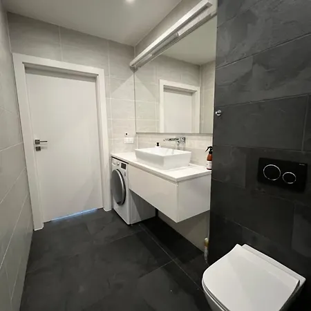 Wuwa Wroclaw, Nowe Zerniki, Tarczynski Arena Apartment *